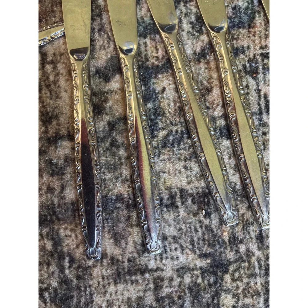 Vintage Ornate Scroll Japan Stainless Flatware Set 37pc Silver Silverware